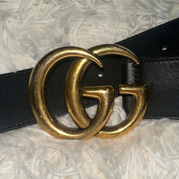 Gucci Black Leather Belt with Gold Double G Buckle - Picture 6 of 6